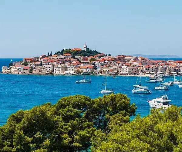 Kornati Dancer, Bavaria Cruiser 46, 4 cabins, crewed sailing yacht based in Zadar, Croatia